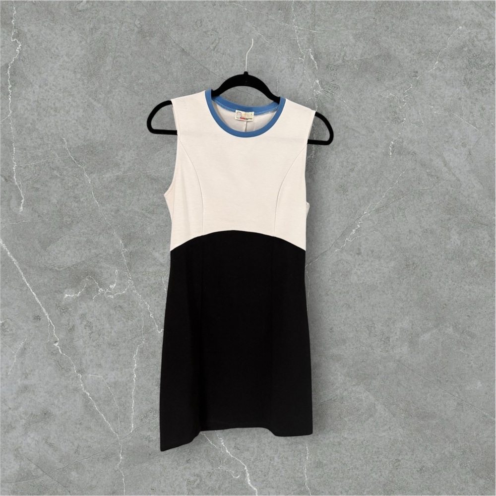 Sleeveless Dress